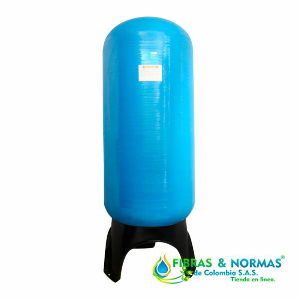 TANQUE EN FIBRA DE VIDRIO MARCA PURIKOR CON VOLUMEN DE 190.2 GALONES Y CAPACIDAD PARA 15 FT³ DE MATERIAL FILTRANTE